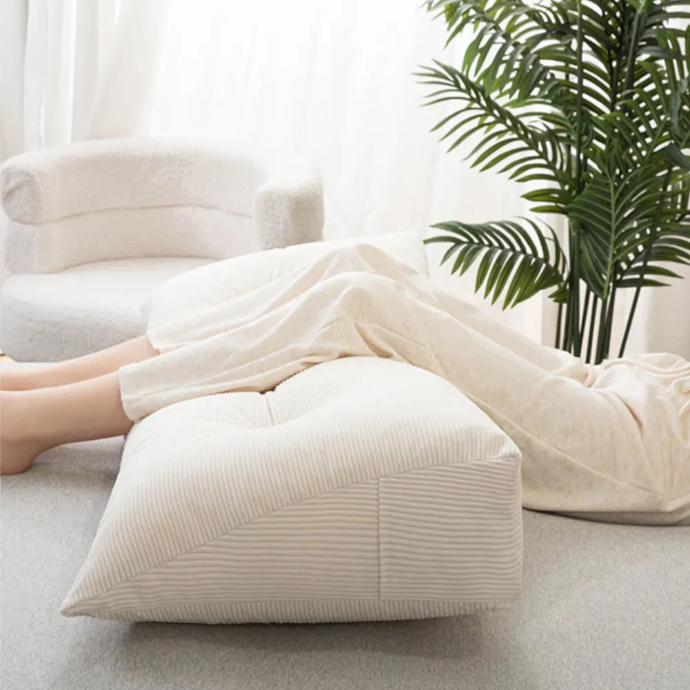 Coussin en tete de lit Triangle Ergonomique Poches