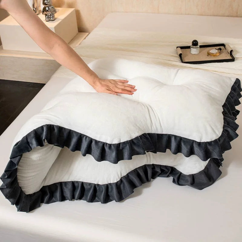 Coussin en tete de lit Douillet Style Design