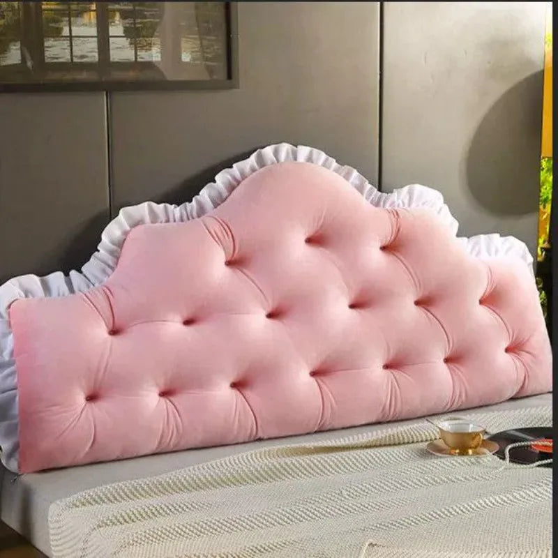 Coussin en tete de lit Douceur Volantée Chic